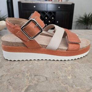 Brioso Casual Sandals.  Size 9